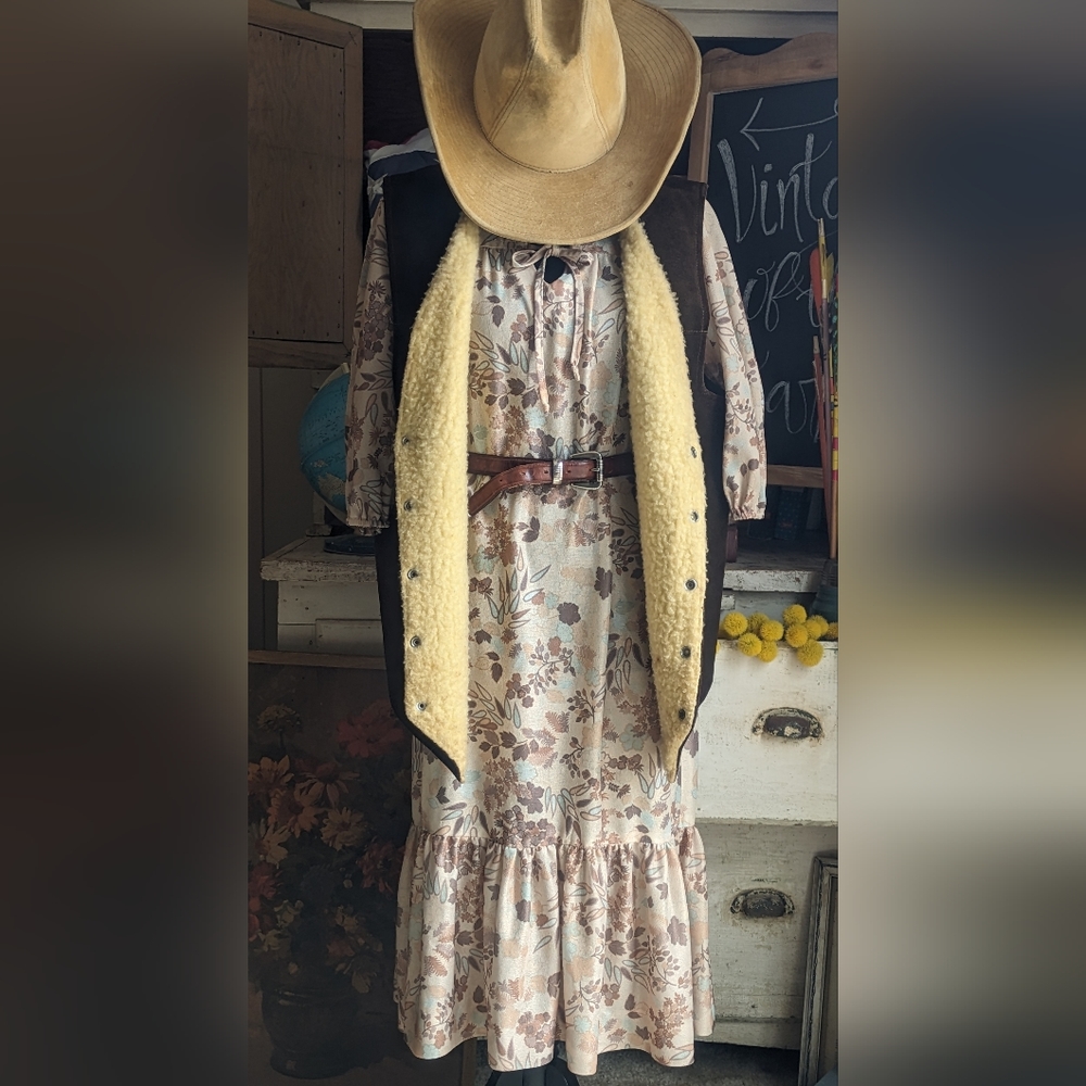Vintage 1970s Cream Floral Boho Dress